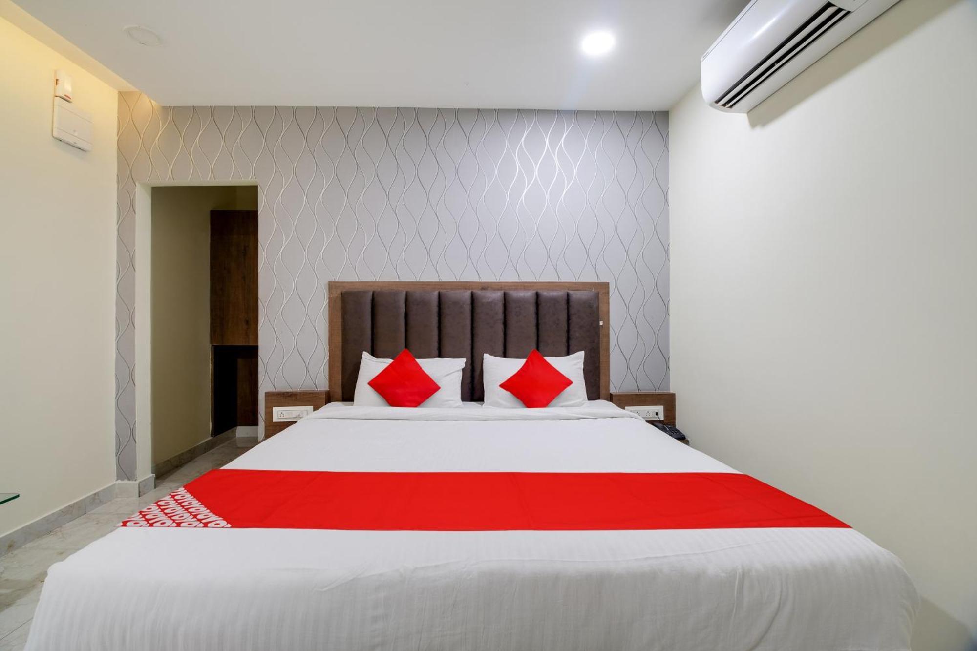 Hotel O Elite Fortune Inn Гунтур Экстерьер фото